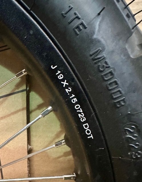 SURRON ULTRA BEE ROAD WHEEL SET