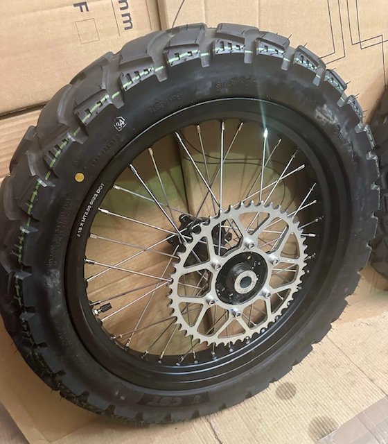 SURRON ULTRA BEE ROAD WHEEL SET