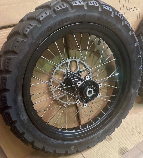 SURRON ULTRA BEE ROAD WHEEL SET