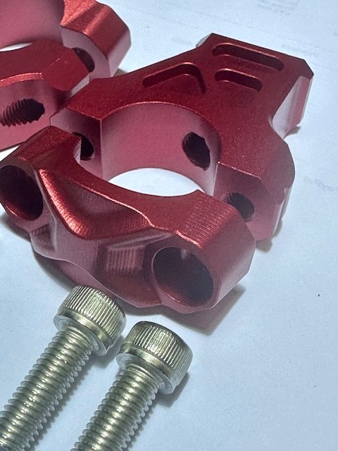 SURRON ULTRA BEE HANDLEBAR CLAMPS RED