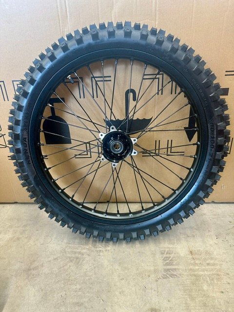 SURRON ULTRA BEE FRONT WHEEL AND TYRE SET 21