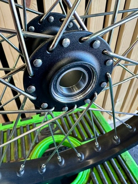 SURRON LIGHT BEE LBX L1eFRONT WHEEL 19"
