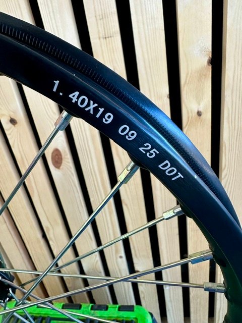 SURRON LIGHT BEE LBX L1eFRONT WHEEL 19"