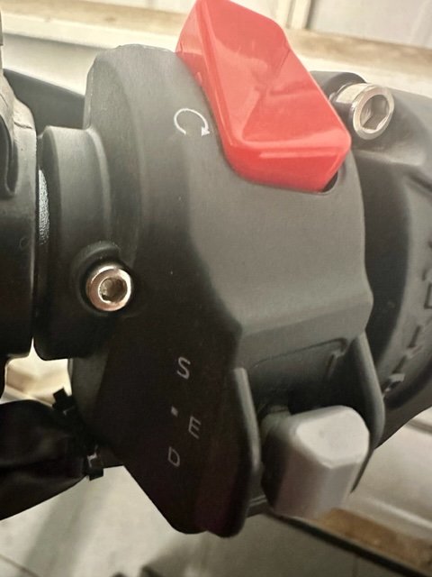 SURRON ULTRA BEE RIGHT HANDLEBAR SWITCH