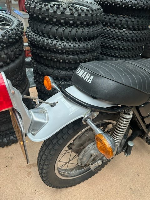 YAMAHA DT400 C