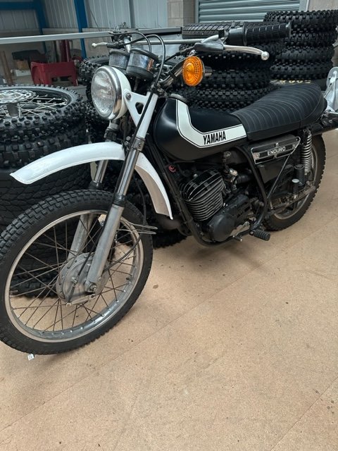 YAMAHA DT400 C