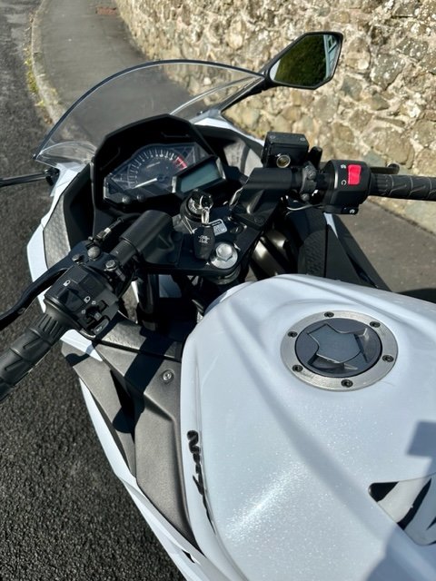 KAWASAKI EX300 NINJA