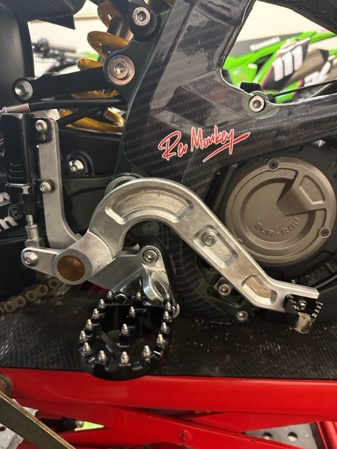 SURRON ULTRA BEE REAR BRAKE PEDAL KIT 2