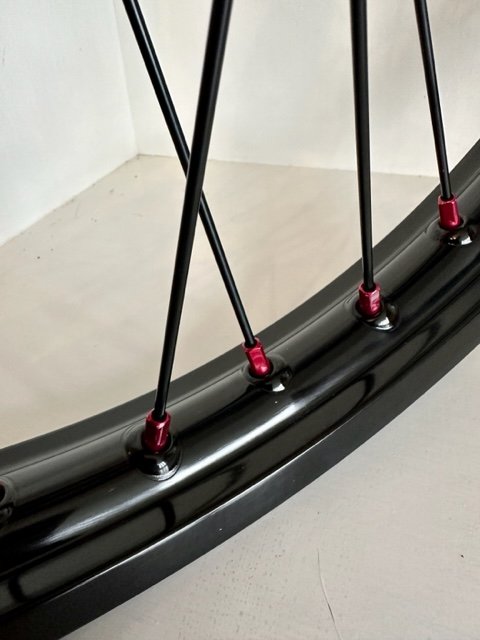 SURRON ULTRA BEE 18 21 WHEEL SET RED BLACK BLUE GOLD