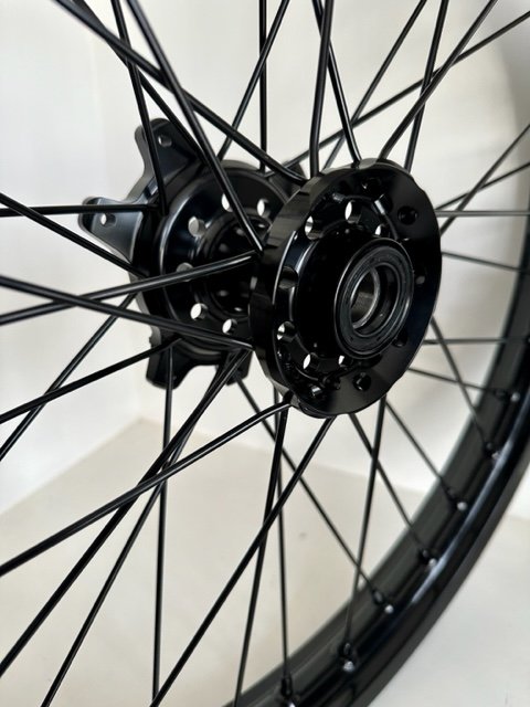 SURRON ULTRA BEE 18 21 WHEEL SET RED BLACK BLUE GOLD