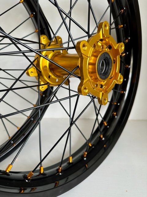 SURRON ULTRA BEE 18 21 WHEEL SET RED BLACK BLUE GOLD