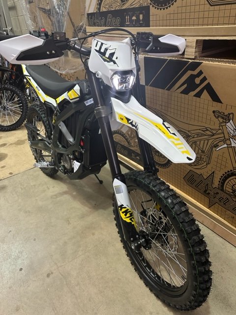 SURRON ULTRA BEE X T FRONT MUDGUARD WHITE