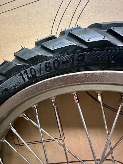 SURRON STORM BEE 17 19 ROAD WHEELS SET