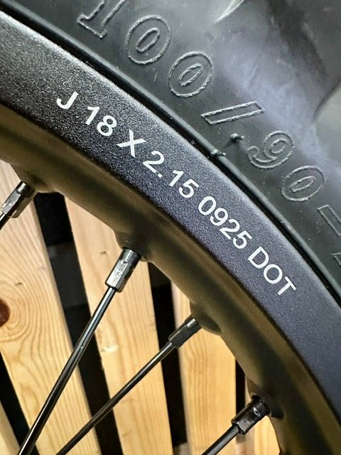 SURRON ULTRA BEE WHEEL SET