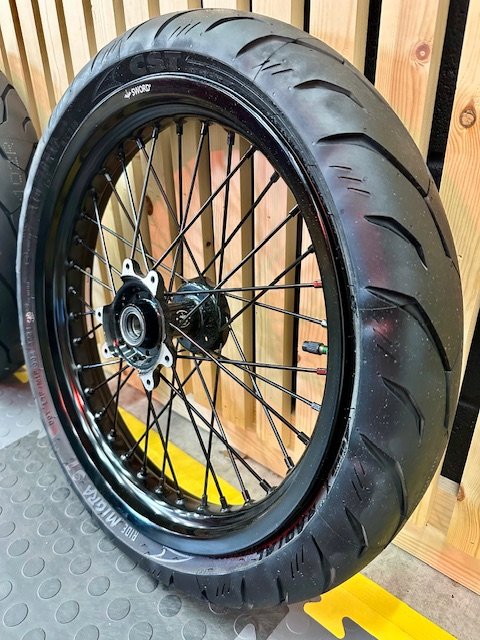 SURRON ULTRA BEE SUPER MOTO WHEEL SET