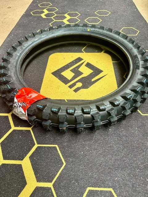 SURRON ULTRA BEE CST REAR TYRE