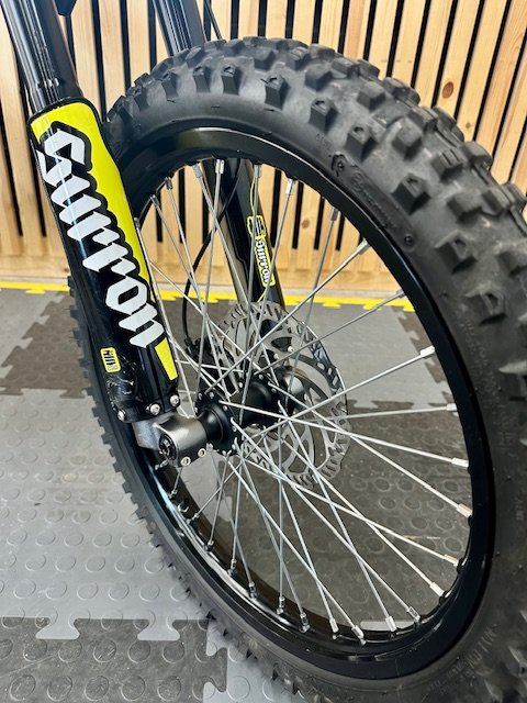 SURRON LIGHT BEE LBX 2025